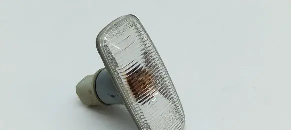 Jeep Grand Cherokee (WK) Front fender indicator light I090001