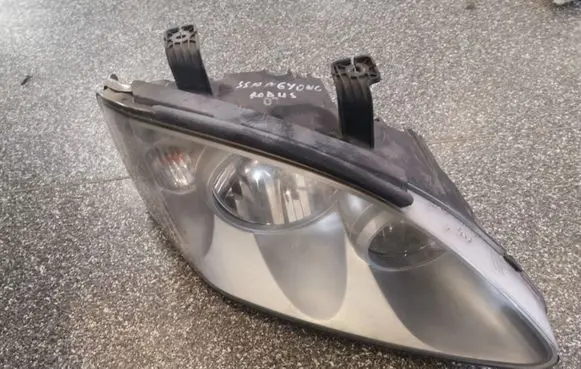 SsangYong Rodius Headlight/headlamp