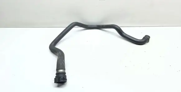 BMW X5 E70 Engine coolant pipe/hose 6945282