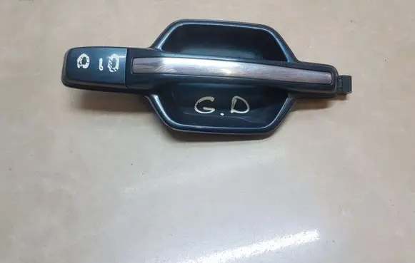 Mitsubishi Pajero Rear door exterior handle