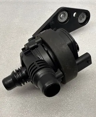 BMW X5 G05 Electric auxiliary coolant/water pump 8477210 17618474821