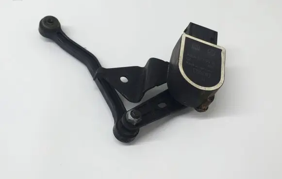 Rear air suspension level height sensor