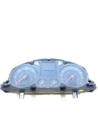 Volkswagen PASSAT B6 Speedometer (instrument cluster) A2C53145550