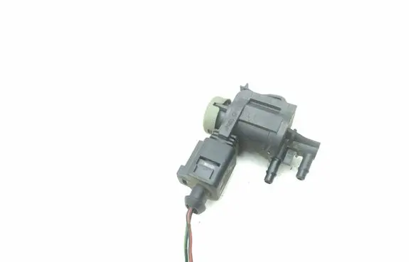 Audi A3 S3 A3 Sportback 8P Turbo solenoid valve 1J0906283C