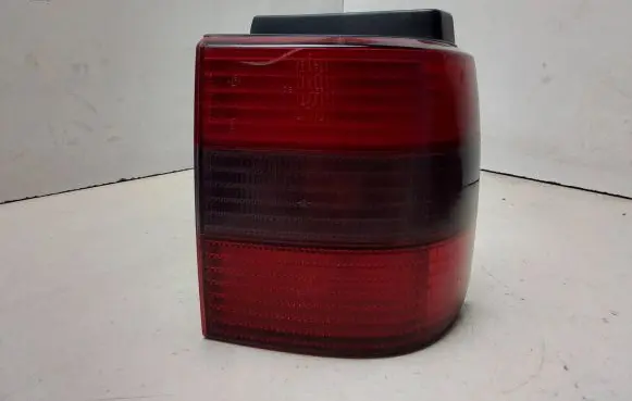 Volkswagen PASSAT B4 Rear/tail lights 3A9945112B