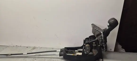 Opel Astra H Gear shifter/selector 090280101