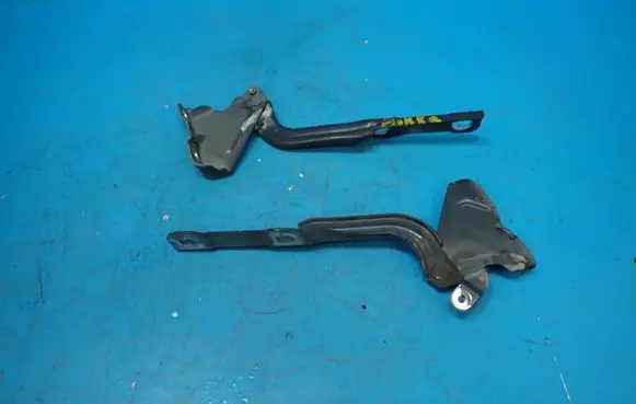 Opel Mokka Engine bonnet/hood hinges 95421580