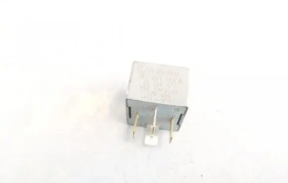 Volkswagen PASSAT B5.5 Other relay 141951253b 20240072