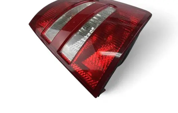 Skoda Fabia Mk1 (6Y) Rear/tail lights 6Y9945112B