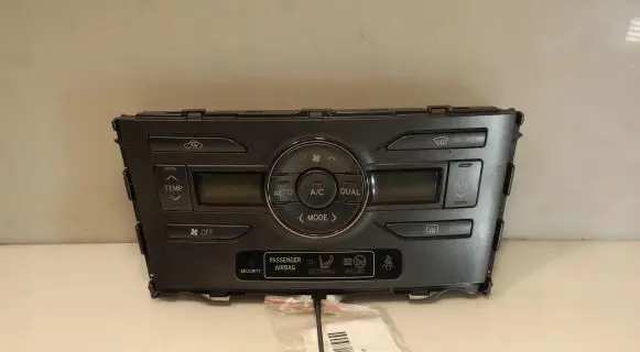 Toyota Auris 150 Interior fan control switch 