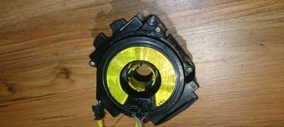 Hyundai Lantra II Airbag slip ring squib (SRS ring)