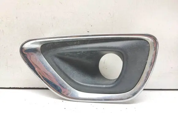 Jeep Grand Cherokee Front fog light trim/grill 68143083AB