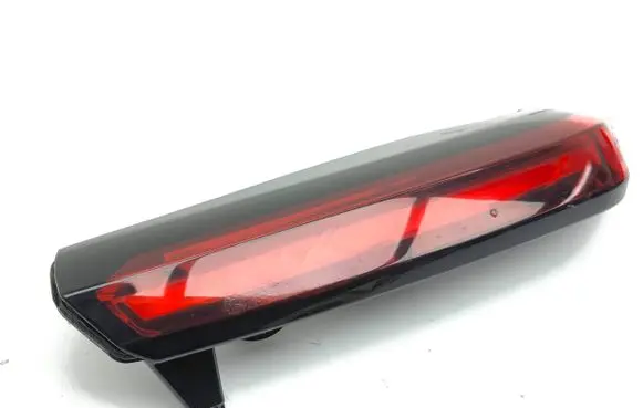 Citroen C4 III e-C4 Tailgate rear/tail lights 9831120580 00218784