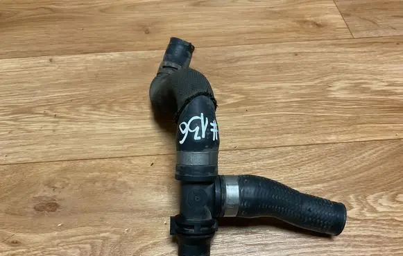 Mini One - Cooper R50 - 53 Heater radiator pipe/hose 14028410E