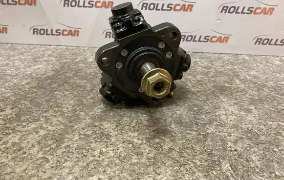 Opel Zafira B Fuel injection high pressure pump 0445010156