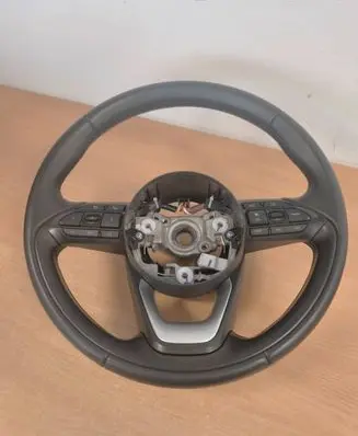 Toyota Yaris Cross Steering wheel 6436038