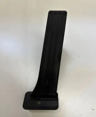 BMW 5 F10 F11 Accelerator throttle pedal 6860784