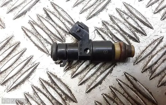Honda CR-V Fuel injector bd04aas6