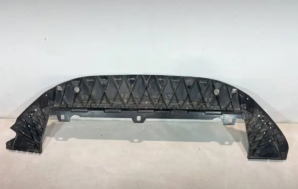 Volvo XC60 Front bumper skid plate/under tray 31383167