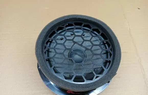 Skoda Octavia Mk4 Front door speaker 5E3035411A 2505211771 10527201