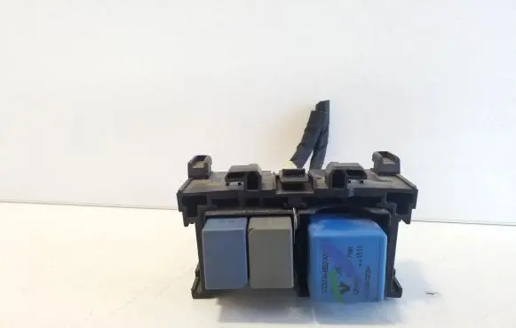 Renault Trafic III (X82) Fuse module 93452805 678835916R