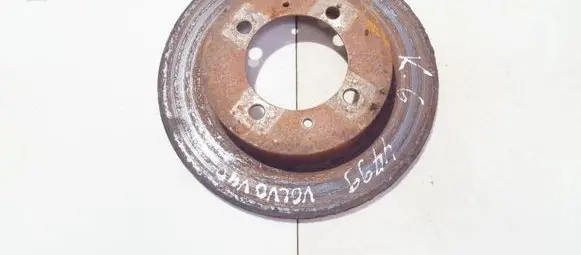 Volvo S40, V40 Rear brake disc neventiliuojamas
