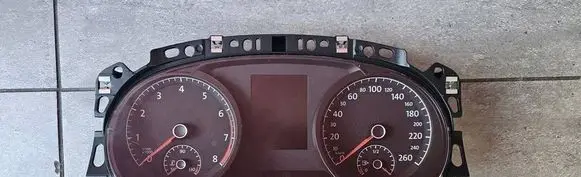 Volkswagen Golf Sportsvan Speedometer (instrument cluster) 510920870 1355021386 11092013