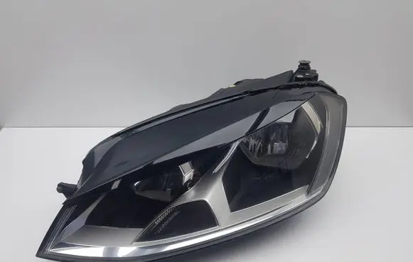 Volkswagen Golf VII Headlight/headlamp 5G1941005 90023345 X5919Z2FEFGR