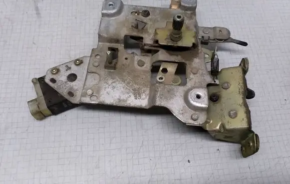 Opel Sintra Sliding door lock 