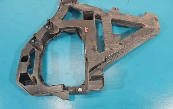 Peugeot 508 II Rear bumper mounting bracket 9813570680 IMPRK1567727