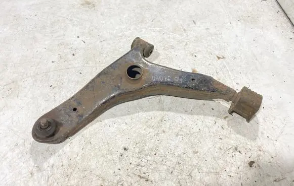 Volvo S40, V40 Front lower control arm/wishbone