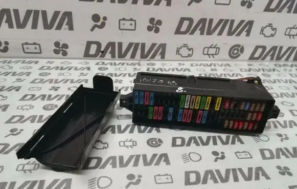 Seat Ibiza III (6L) Fuse module 5J0937615B 5J0937615 63598004