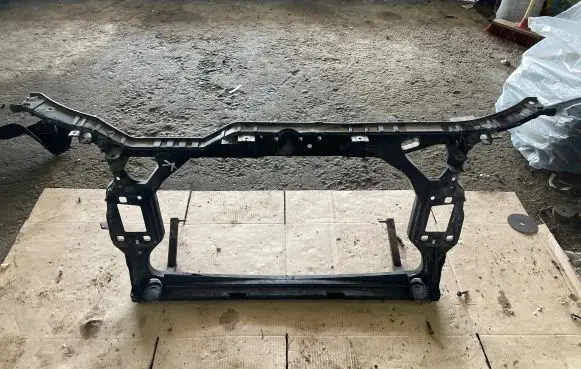 Audi A5 Sportback 8TA Radiator support slam panel 2005354 2409 P020408