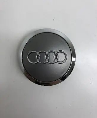 Audi A6 S6 C5 4B Original wheel cap 4B0601170A