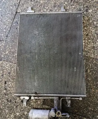 Volvo XC60 A/C cooling radiator (condenser) 