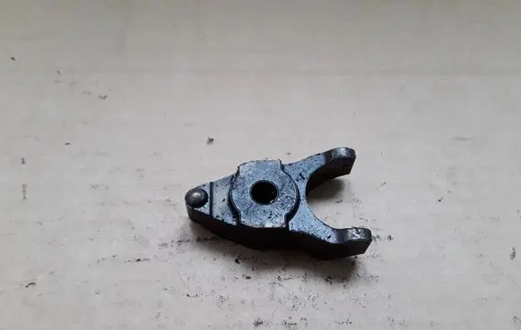 Toyota Corolla Verso E121 Fuel Injector clamp holder NOCODE