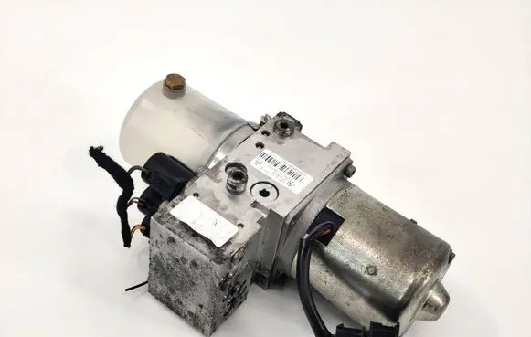 Volkswagen Eos Convertible roof hydraulic pump 1Q0871789E
