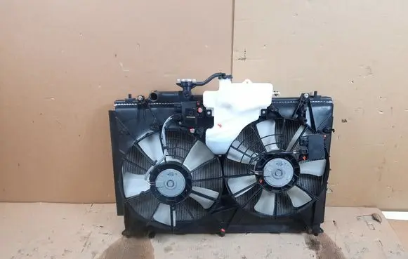 Mazda CX-7 Radiator set 2220005133 1680002271 1680002281