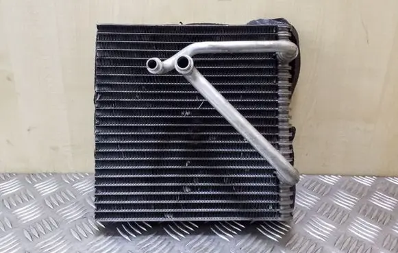 Volkswagen Touran I Air conditioning (A/C) radiator (interior) 