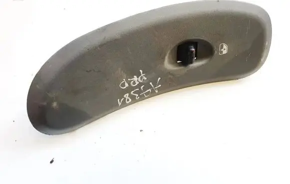Chrysler Voyager Electric window control switch 746754674 746-75467-4