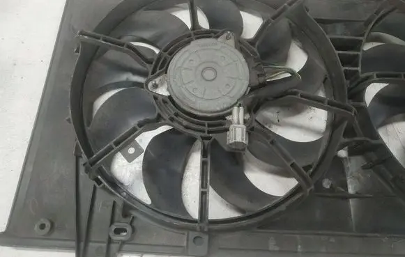 Mazda 6 Electric radiator cooling fan 2160709