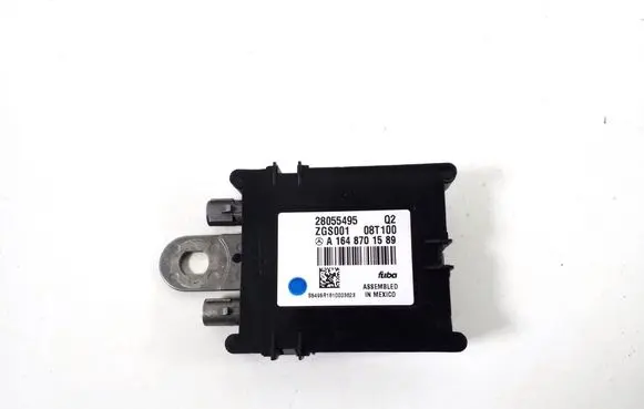 Mercedes-Benz ML W164 Aerial antenna amplifier A1648701589