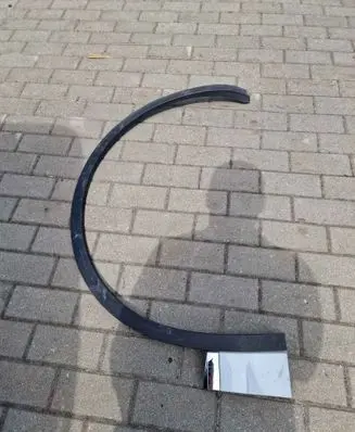 Volkswagen Touareg III Front arch trim 760853718