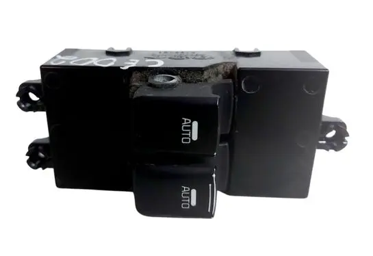 KIA Ceed Electric window control switch 93570A2800