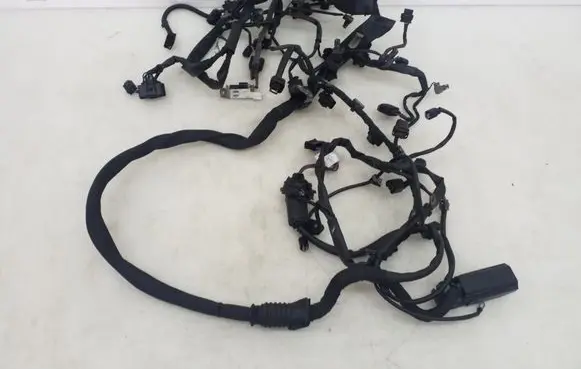 Mercedes-Benz S W221 Engine installation wiring loom A6421503420