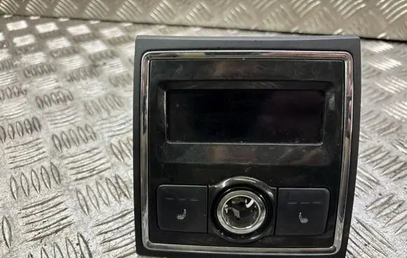 Skoda Superb B6 (3T) Screen/display/small screen 3T0919201