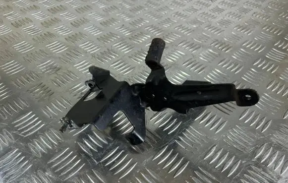 Audi Q7 4L Fuel filter bracket/mount holder 7L6127224B 80404S