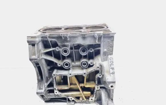 Volkswagen Golf VII Engine block 04C103023F 04C103011Q