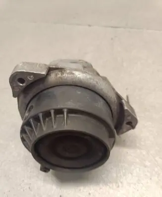 BMW 6 F12 F13 Engine mount bracket