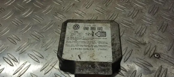 Volkswagen Golf III Airbag control unit/module 6n0909603 5wk4137